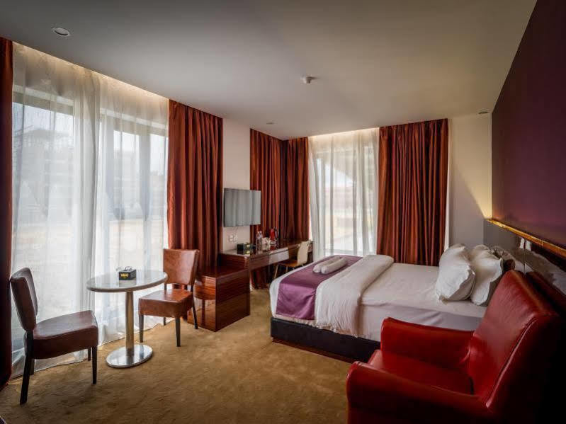 Wiwo Hotel Bintulu Extérieur photo